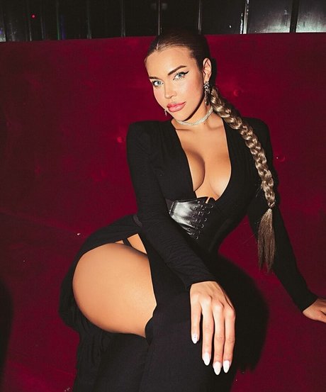 Foto nua vazada do OnlyFans de Miikkita