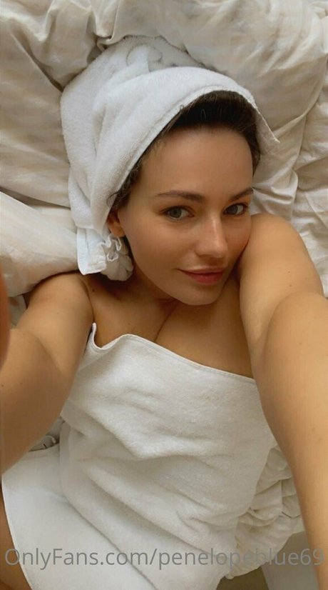 Alaston vuotanut OnlyFans-kuva Penelopeblue69