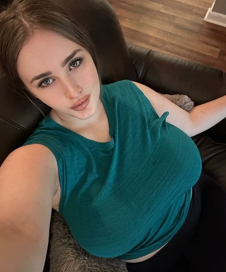 Scarlett Rose