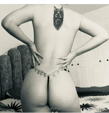 Nahá fotka uniklých OnlyFans od Mariangellozano