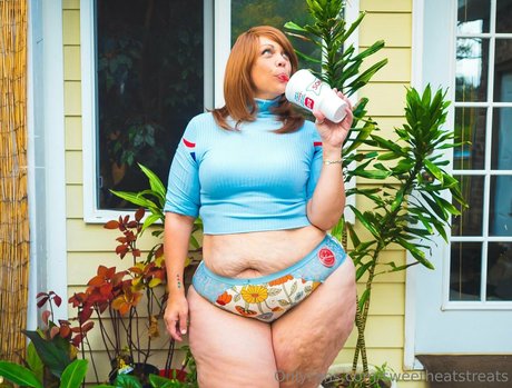 Nahá fotka uniklých OnlyFans od Sweetheatstreats