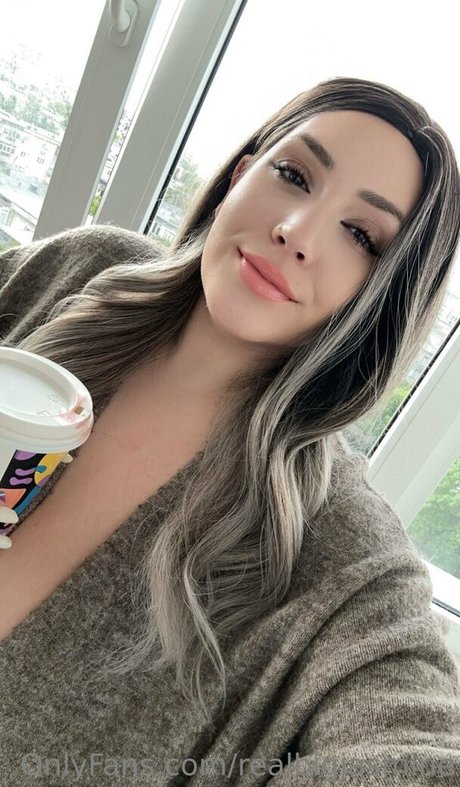 Realbigjasmine