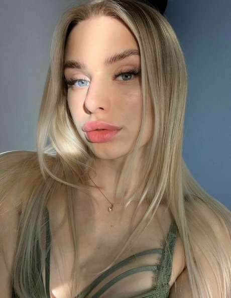 Blondyaria