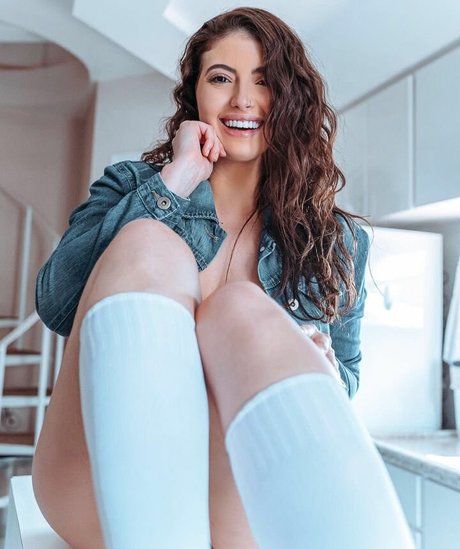 Naken lekkede OnlyFans-bilde av Ariane Rey