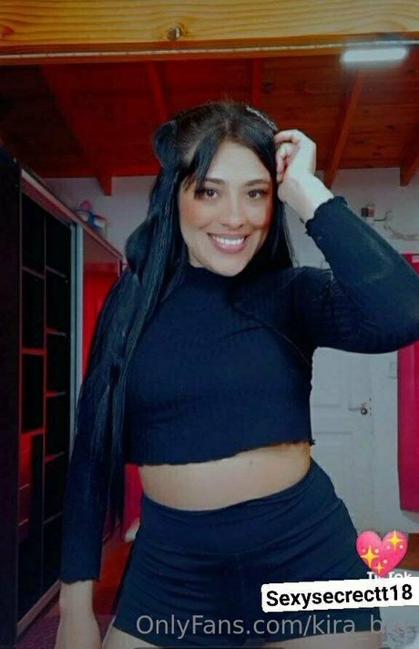 Kira_brunette1