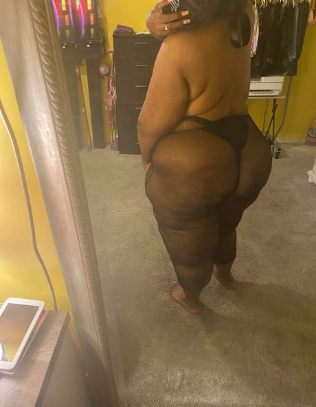 Cheekiifemme  nude leaked OnlyFans photo