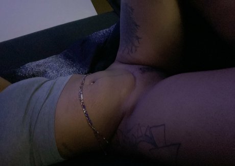 Naakte gelekte OnlyFans-foto van Nsaneee