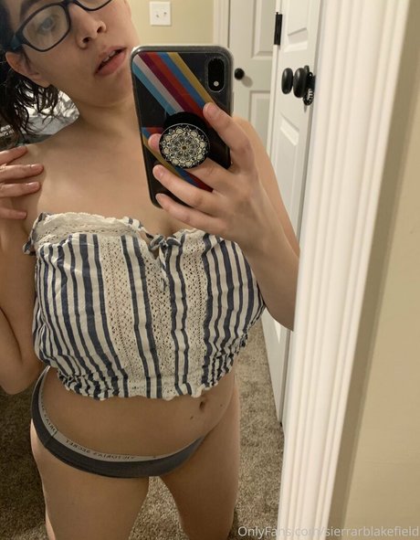 Sierrarblakefield  nude leaked OnlyFans photo
