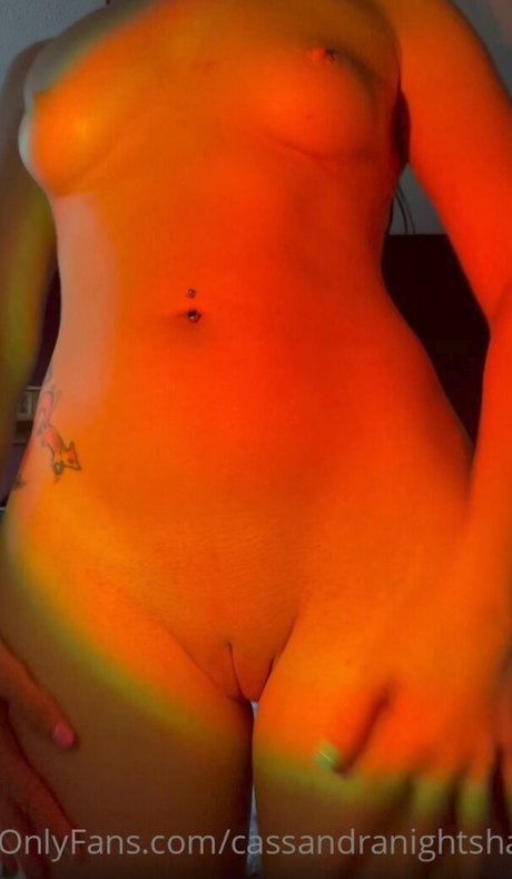 Alasti lekkinud OnlyFans-i pilt Cassandra Nightshade
