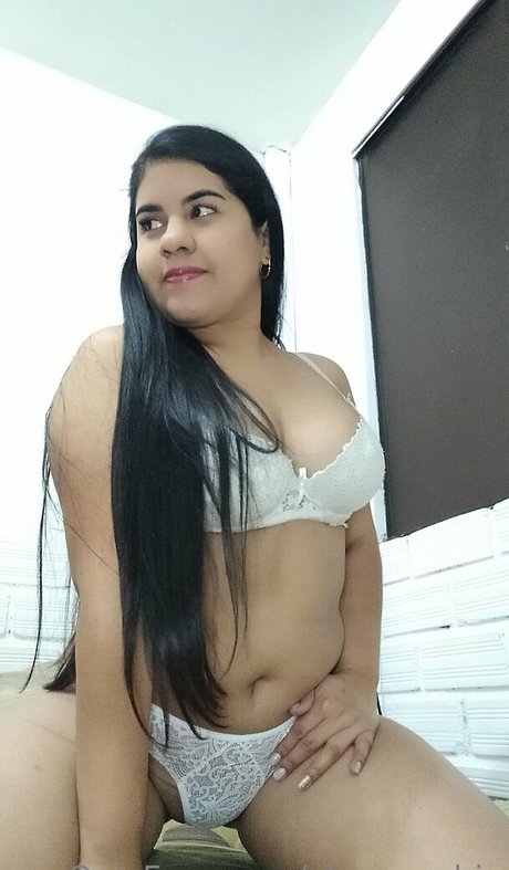 Alaston vuotanut OnlyFans-kuva Alanaahot