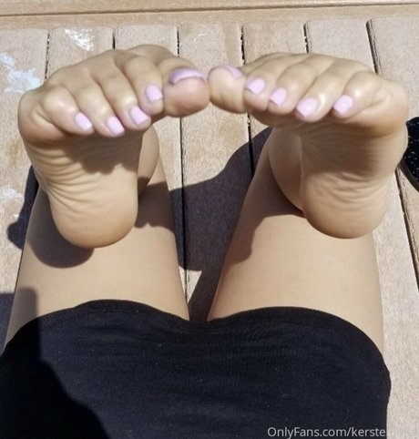 Nahá fotka uniklých OnlyFans od Kerstenjulia