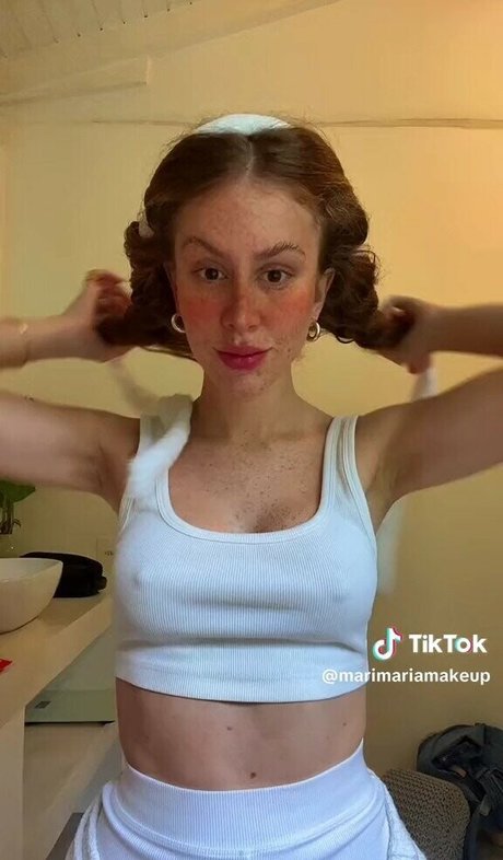 Naken läckt OnlyFans-bild av Marimariamakeup