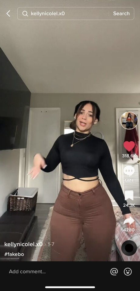 Foto desnuda filtrada de OnlyFans de Kellynicolel