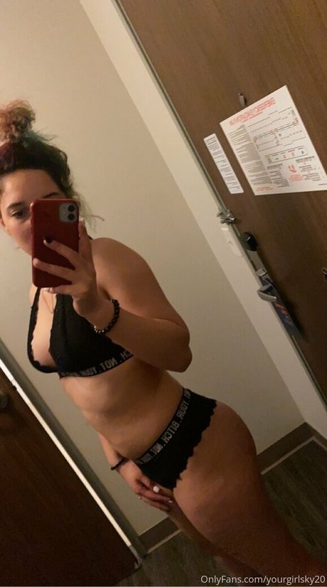 Itsyagirlsky