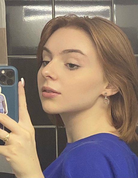 Alaston vuotanut OnlyFans-kuva Caitlin