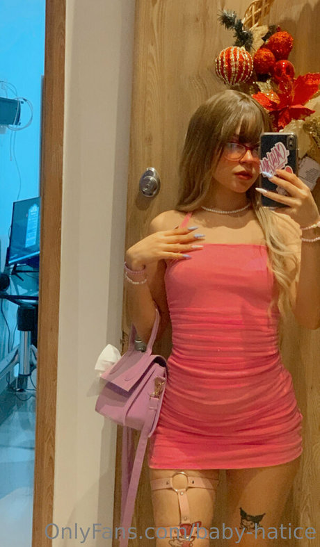 Обнаженная фотография утечки OnlyFans от Babyhatice