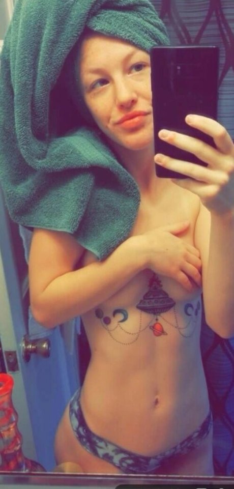 Naken lekkede OnlyFans-bilde av Damnwithaloudham