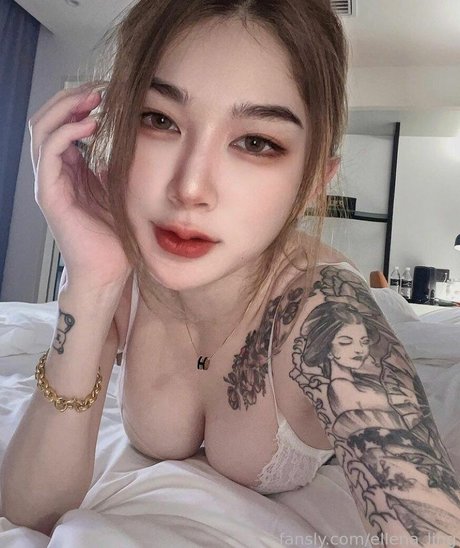 Обнаженная фотография утечки OnlyFans от Ellenaling33