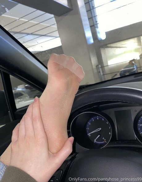 Pantyhose_princess99