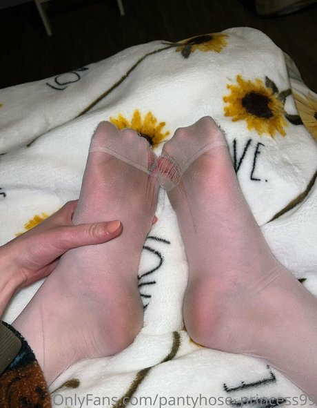 Pantyhose_princess99