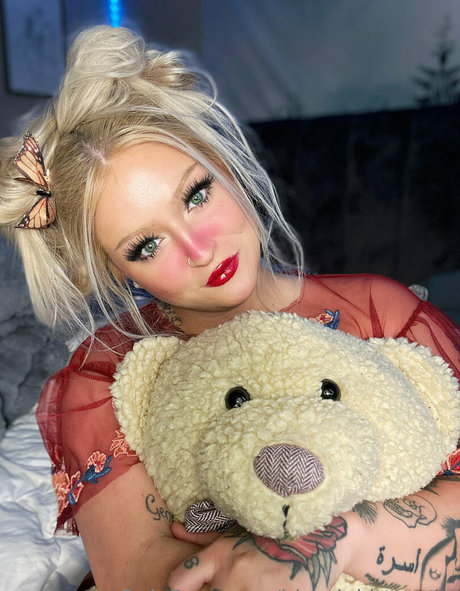 Naken läckt OnlyFans-bild av Blondekittycattt