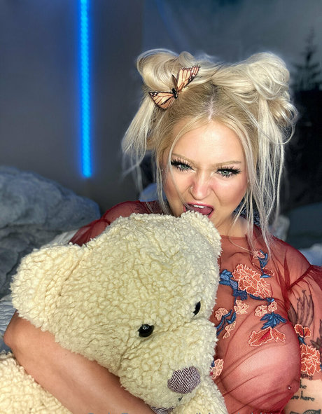 Blondekittycattt