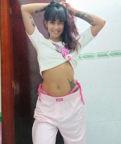 Nahá fotka uniklých OnlyFans od Yasmim Machado