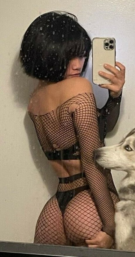 Nahá fotka uniklých OnlyFans od Vihaiyenn