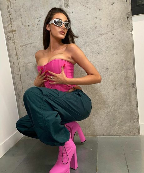 Chloe Veitch