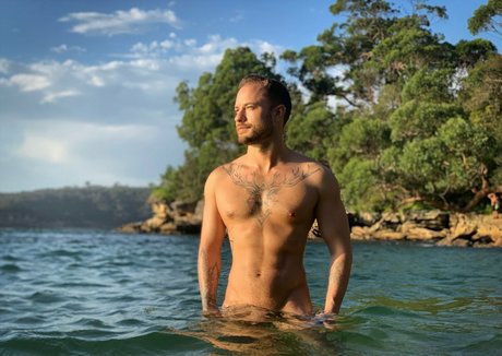 Aaronburkexxx