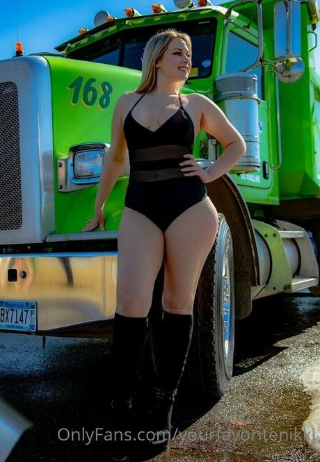 Nikki Baker