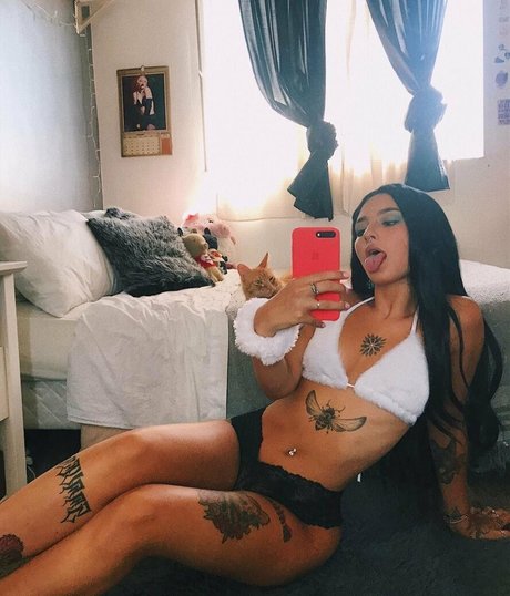Photo nue de fuite OnlyFans de Demonflor666