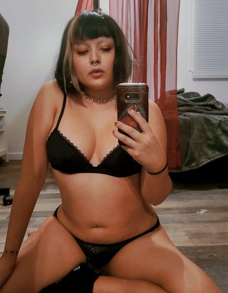 Witchhunny