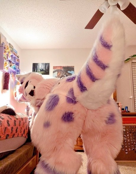 Kinkypinkkitty