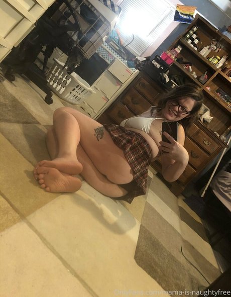 Mamaisnaughtyfree
