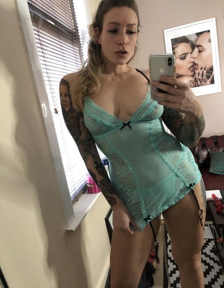 Ava_austen