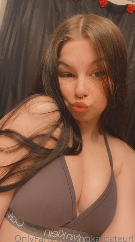 Naken lekkede OnlyFans-bilde av Lookatdatgurl
