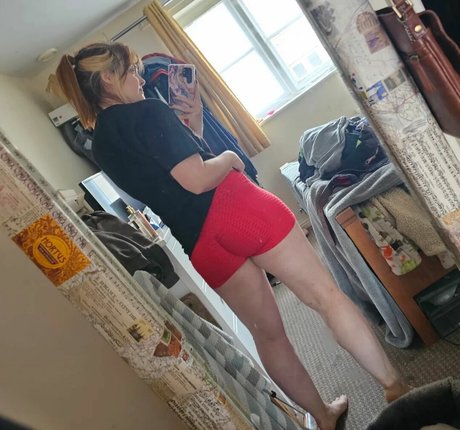 Nahá fotka uniklých OnlyFans od Constanceflame