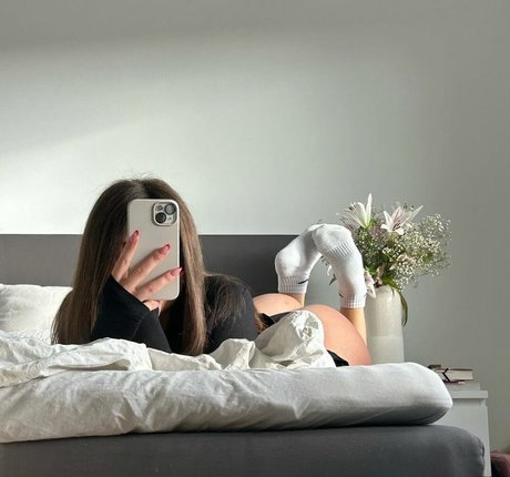 Nøgent lækket OnlyFans-billede af Alisajuric