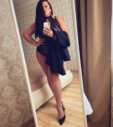 Nahá fotka uniklých OnlyFans od Dasha Kovalenko