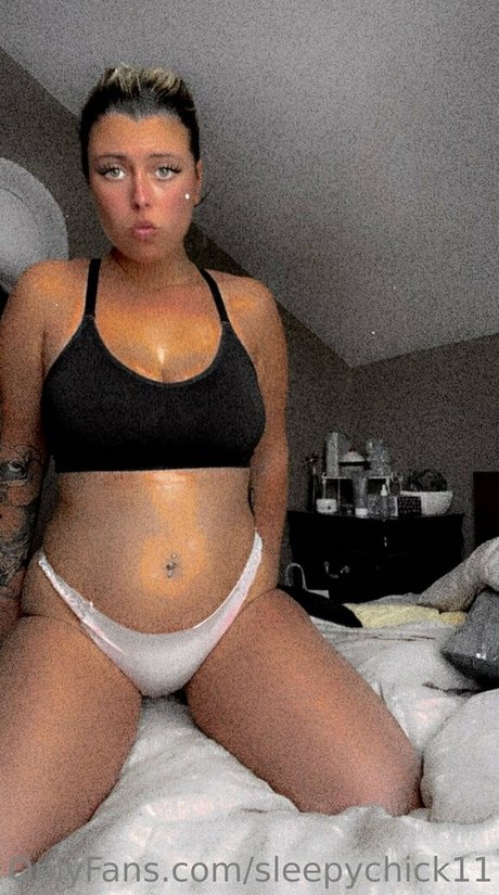 Foto nua vazada do OnlyFans de Sleepychick11