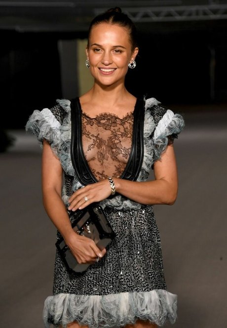 Alicia Vikander