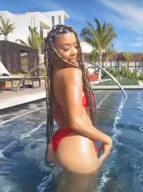 Liane V
