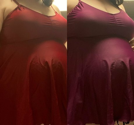 Nahá fotka uniklých OnlyFans od Preggodream