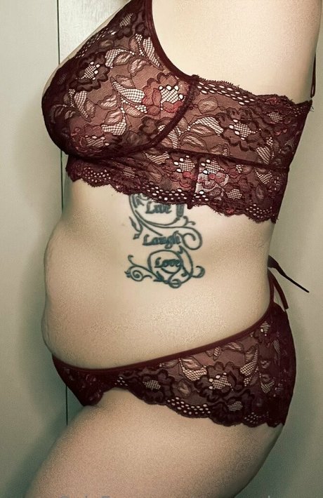 Naakte gelekte OnlyFans-foto van Preggodream