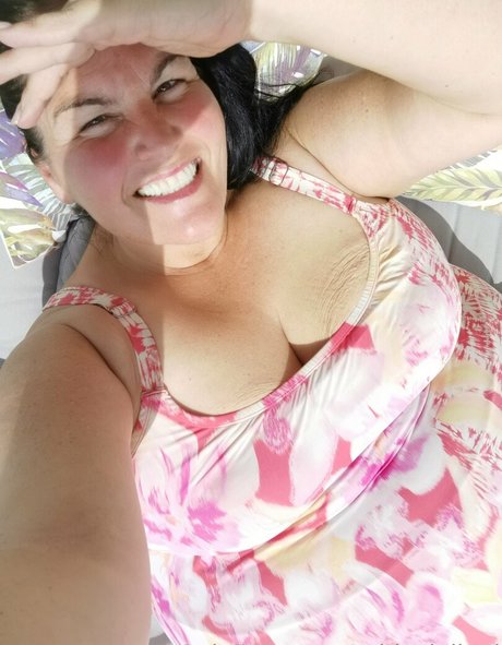 Alasti lekkinud OnlyFans-i pilt Ssbbwlailani