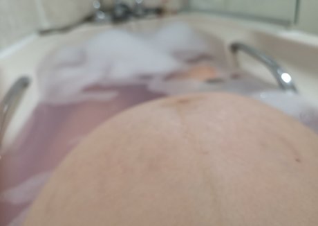Naken lekkede OnlyFans-bilde av Pregnantmamamsalicefury