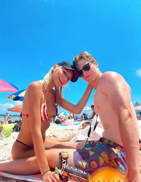 Alaston vuotanut OnlyFans-kuva Madison Horacek