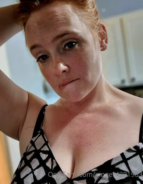 Alaston vuotanut OnlyFans-kuva Ginger420expo