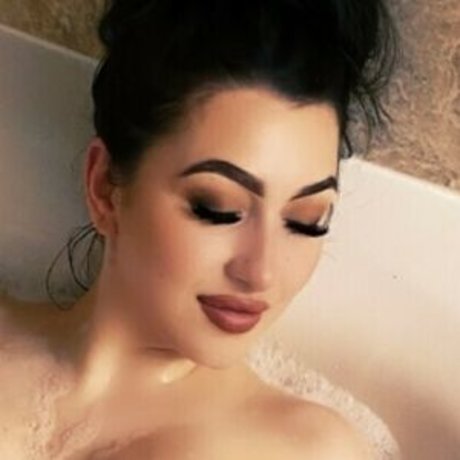 Ashley Delfinonikkiashh OnlyFans泄露裸照